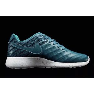 Nike Roshe Tiempo VI FC QS Men's Shoes Sz 10